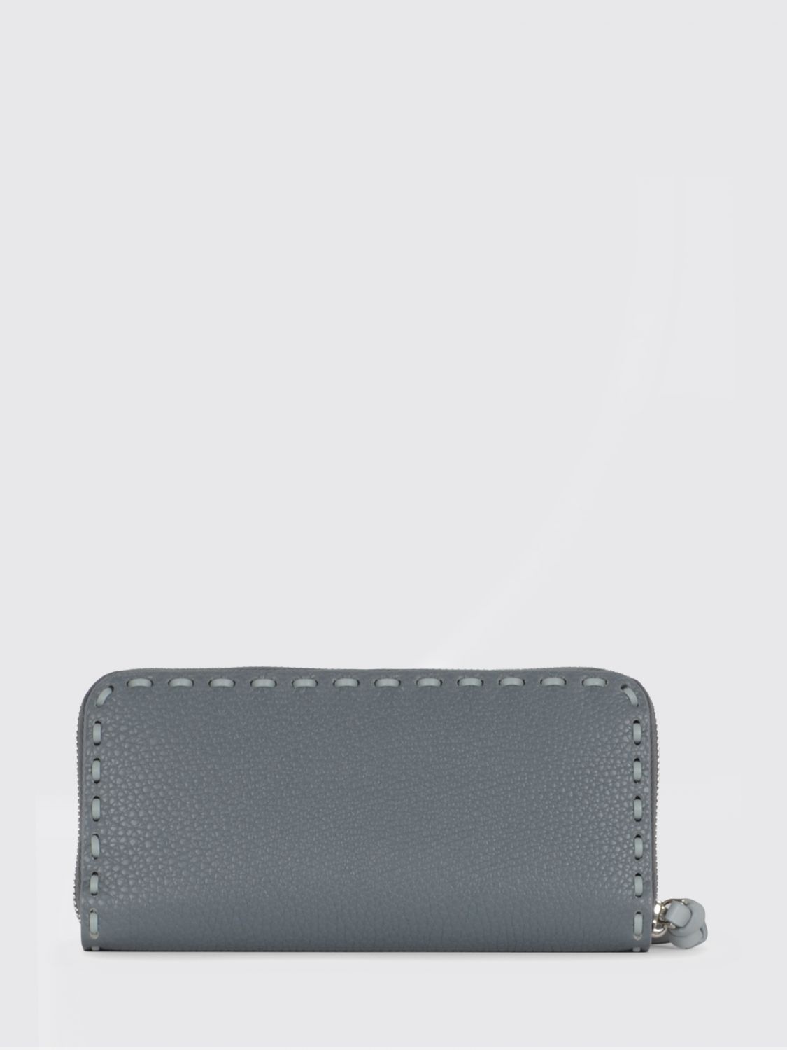 woman's wallet