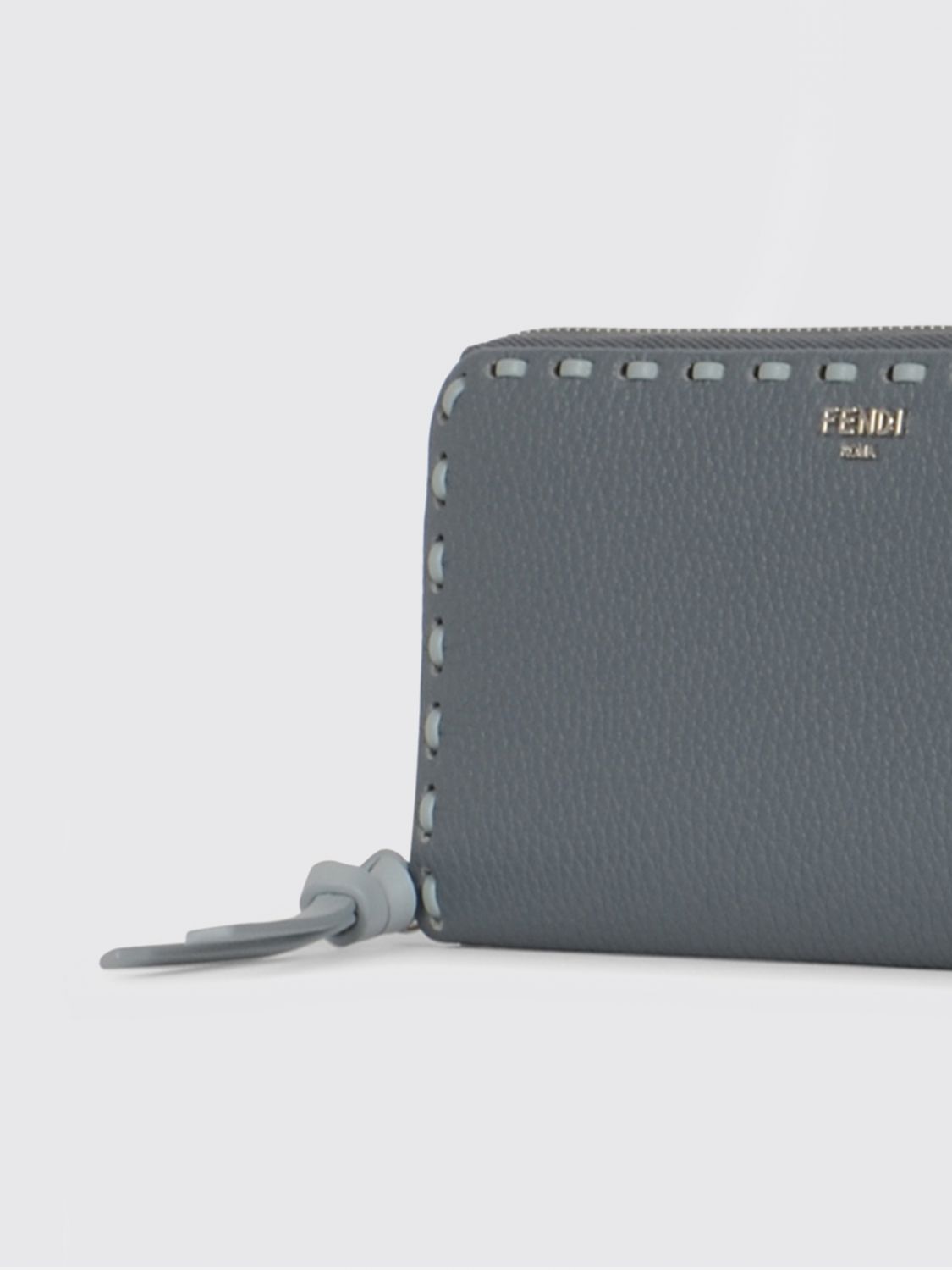 woman's wallet