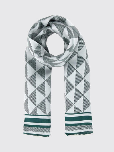 womans neck scarf