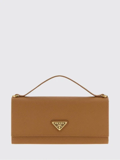 womans wallet