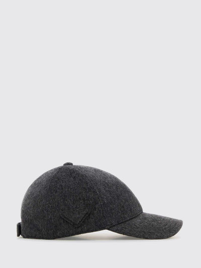 womans hat