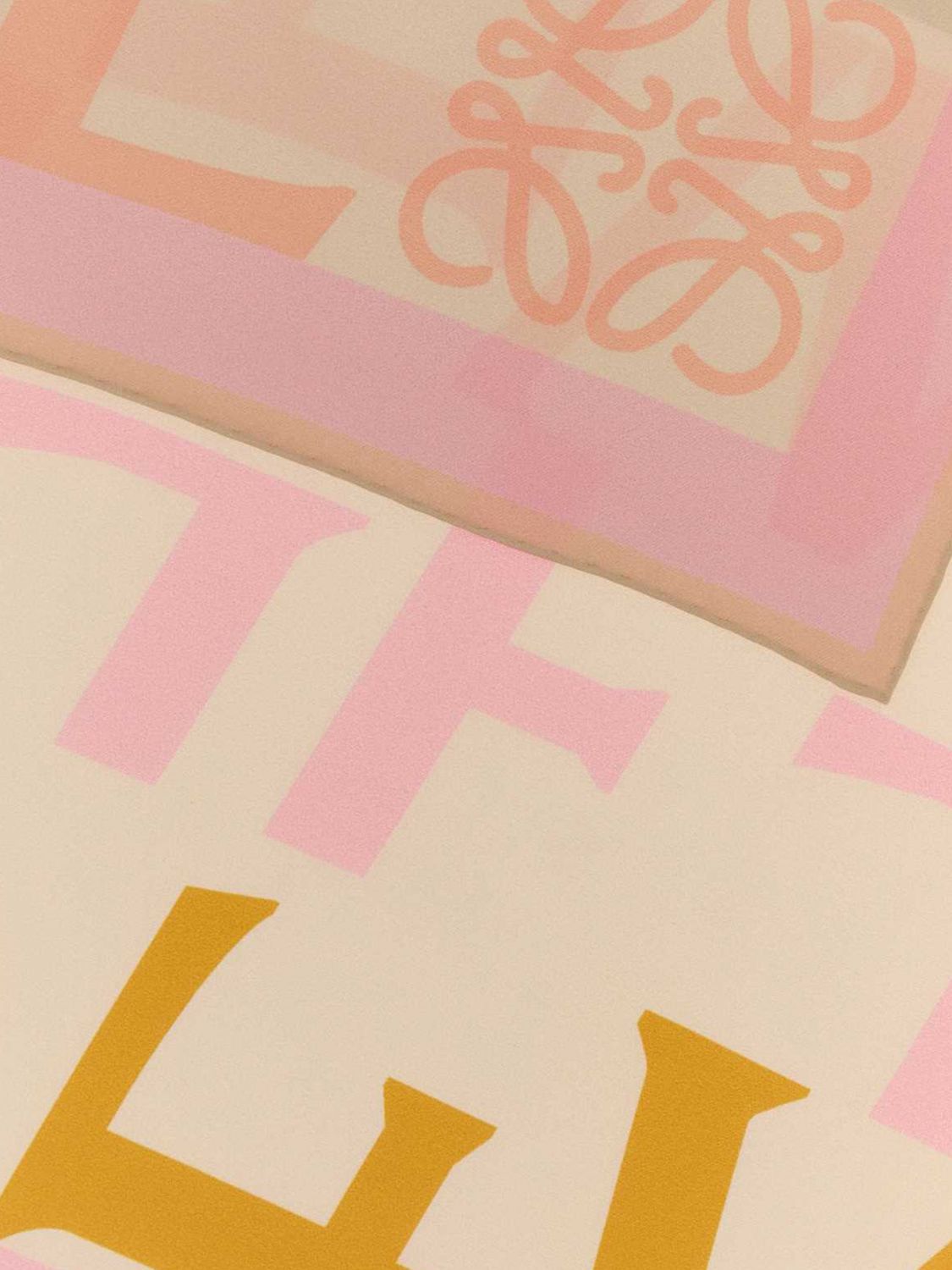 woman's neck scarf