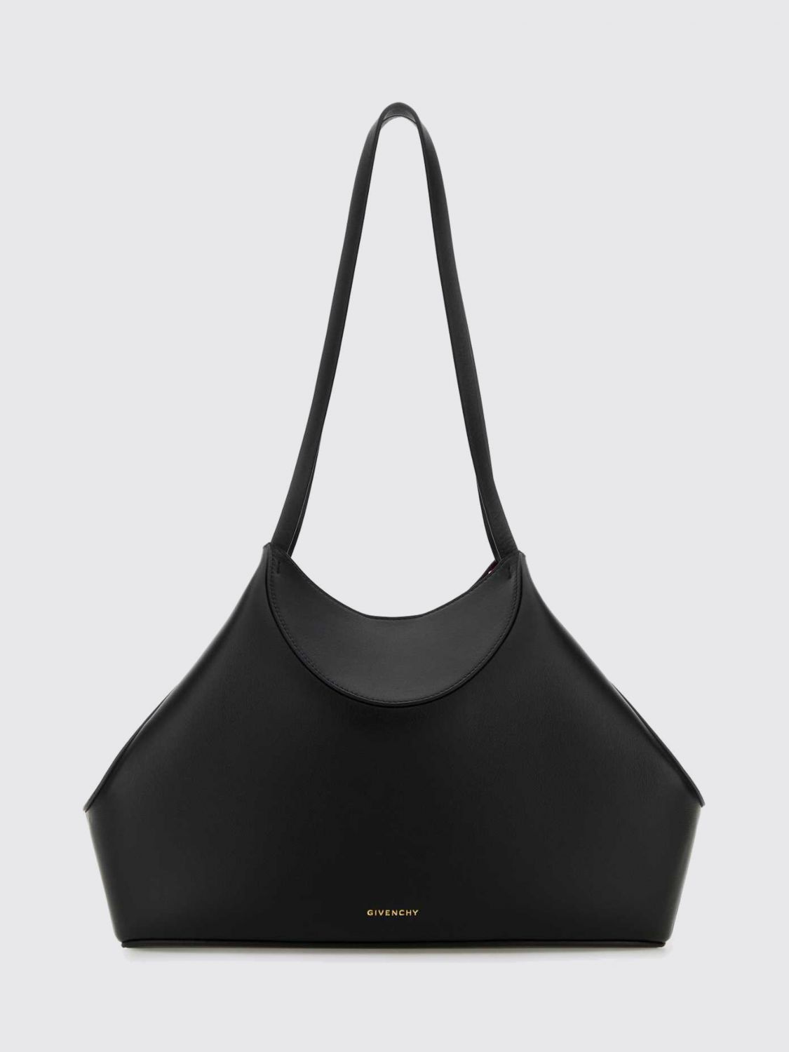 woman's shoulder bag
