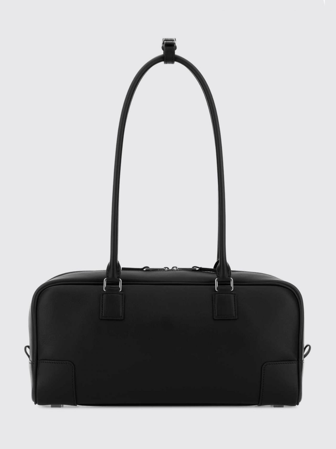 woman's shoulder bag