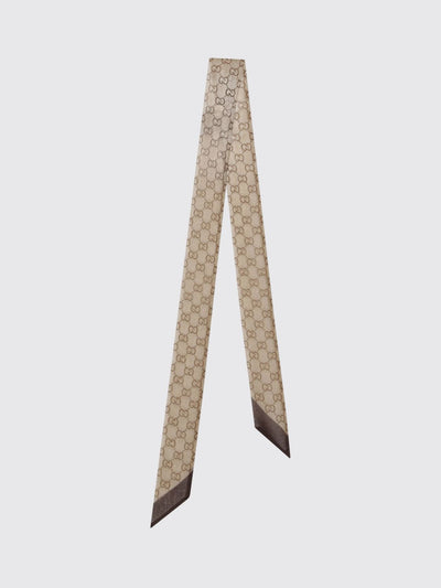 womans neck scarf