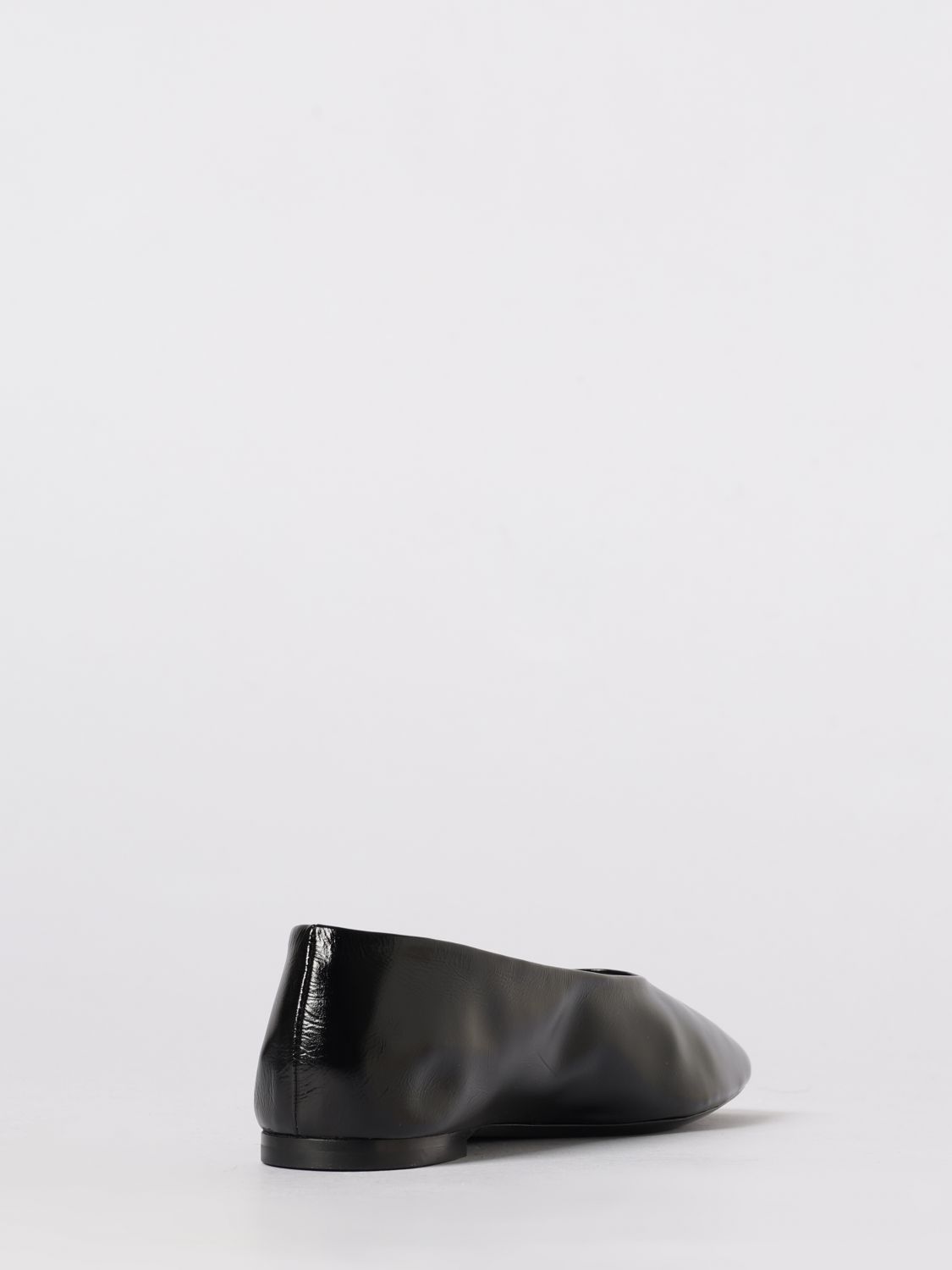 woman's ballet flat