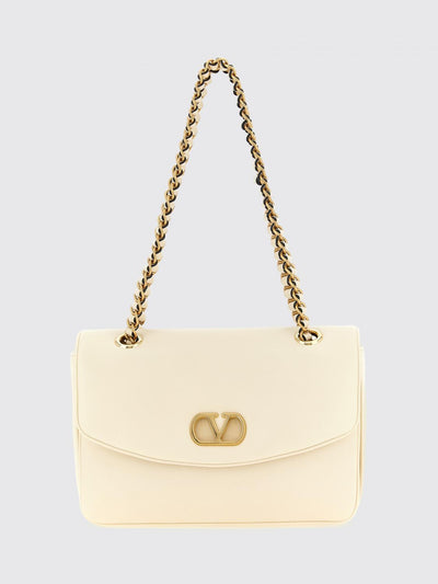 womans shoulder bag