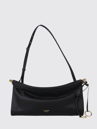 womans shoulder bag