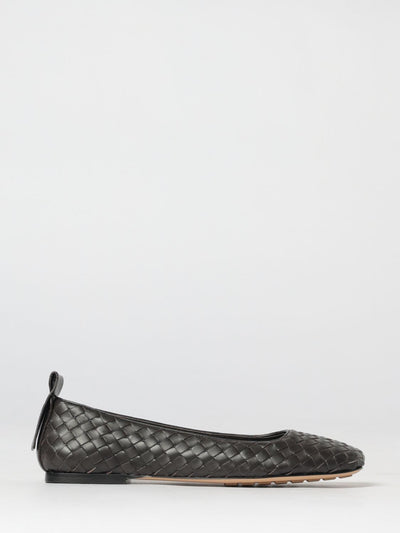 womans ballet flat
