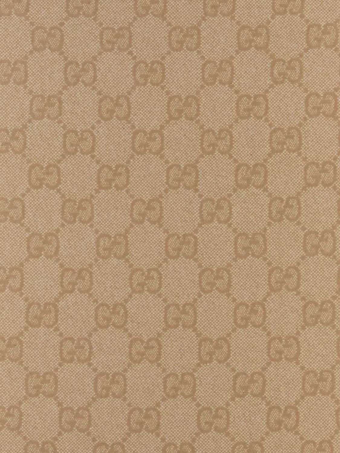 woman's scarf