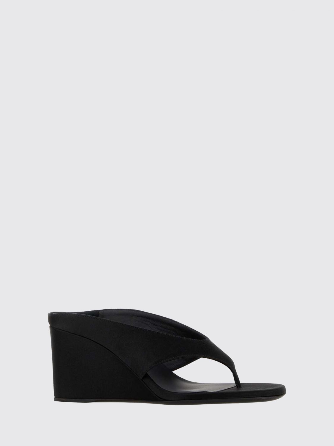 woman's heeled sandal