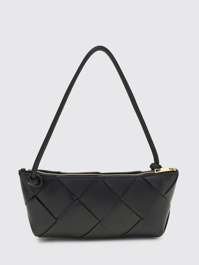 womans shoulder bag