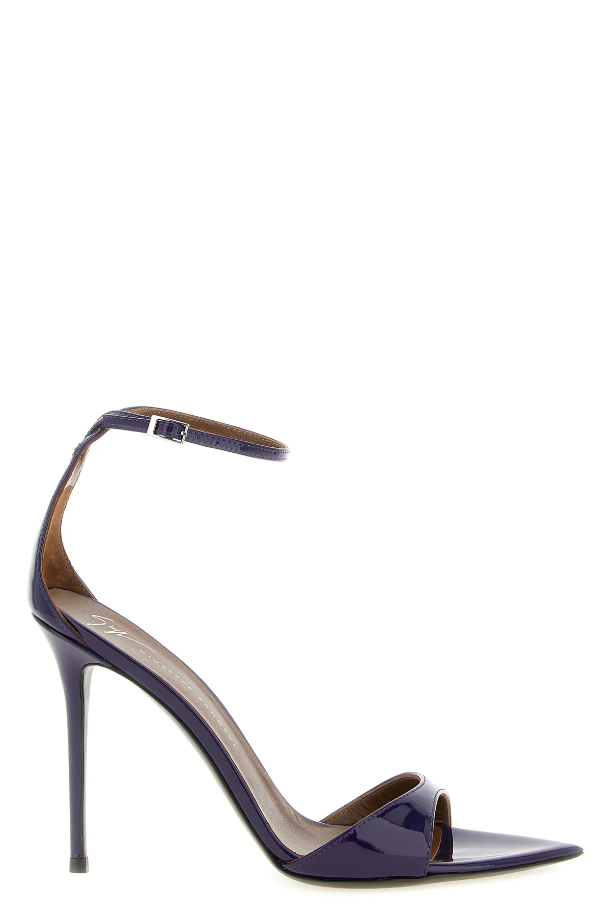 GIUSEPPE ZANOTTI 35.5 the giuseppe zanotti intriigo strap sandal defines a bold silhouette through a