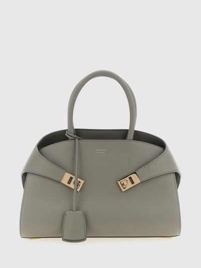 womans handbag