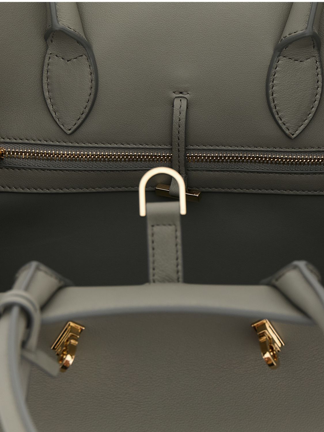 woman's handbag