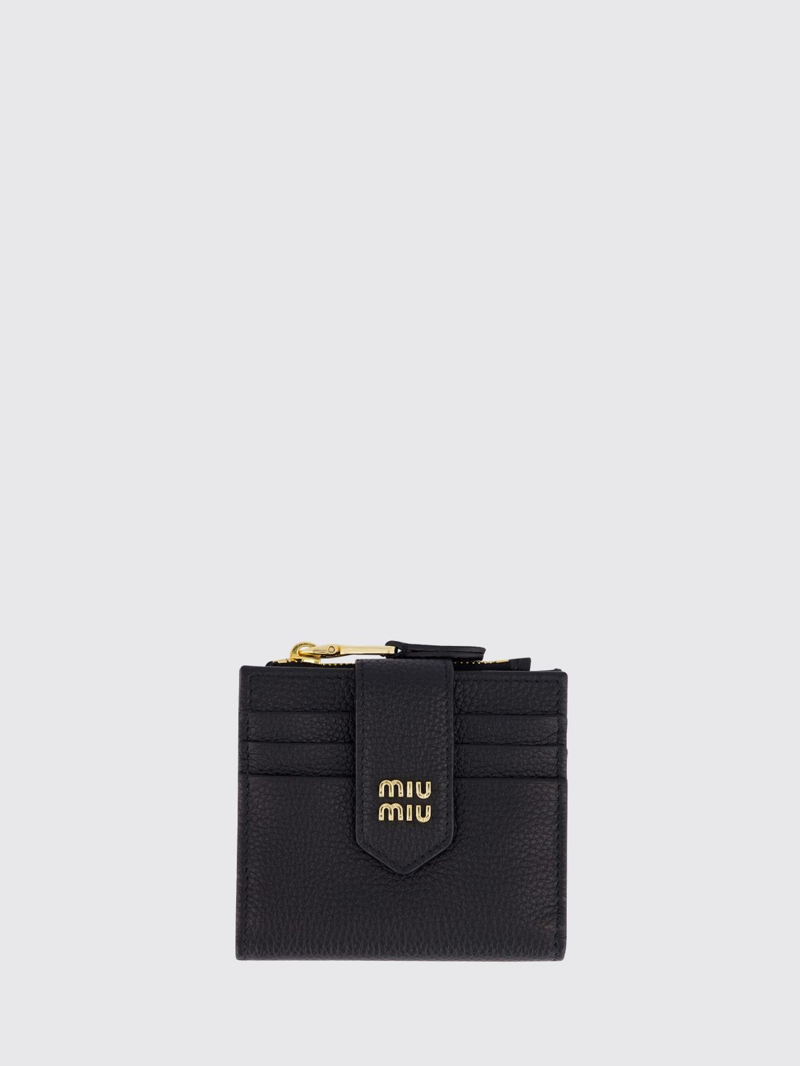 woman's wallet