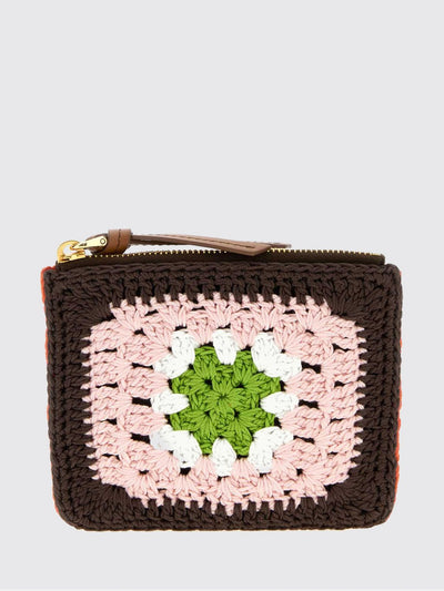 womans wallet