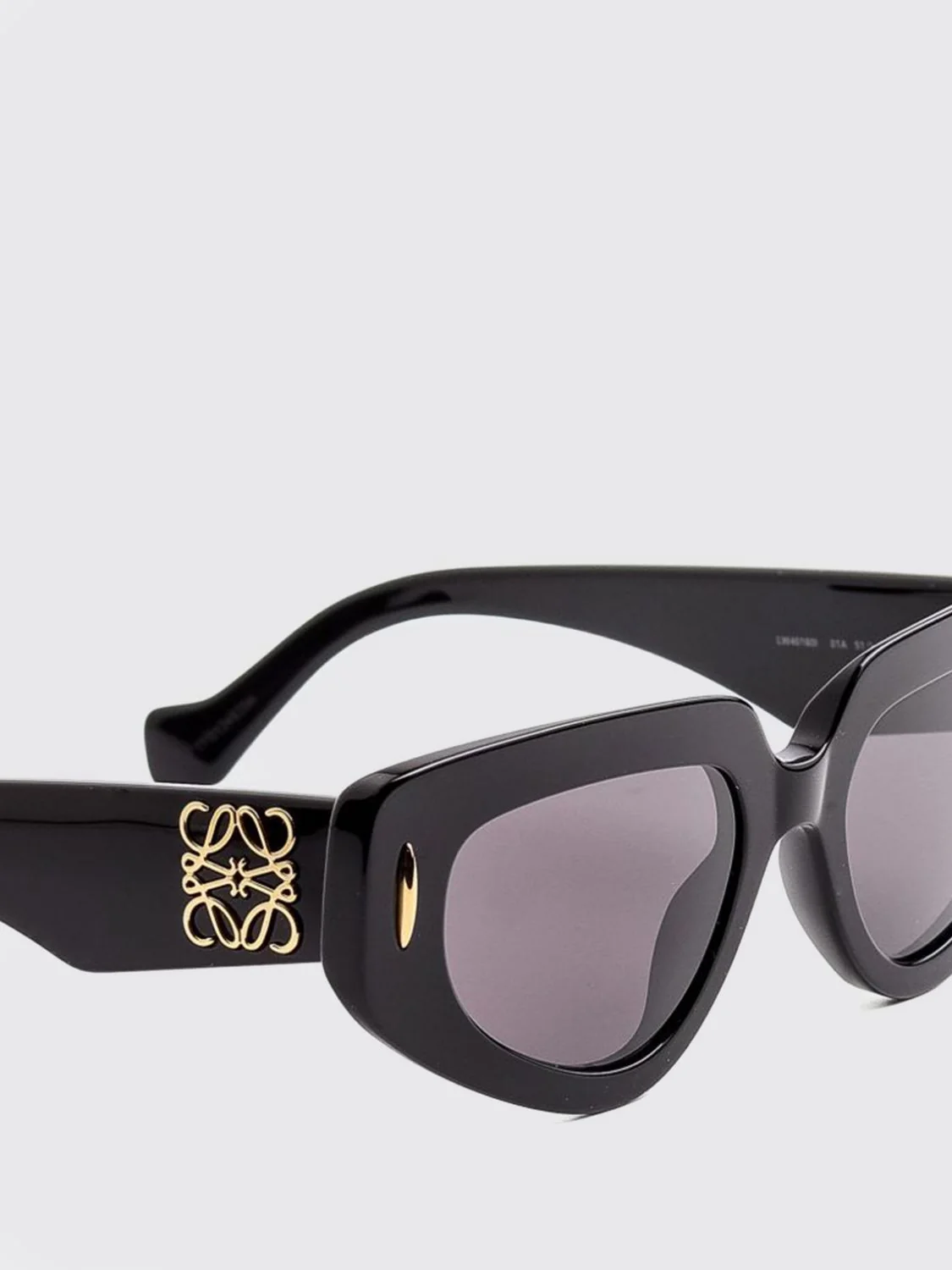 anagram flared cat-eye acetate sunglasses with contrast logo