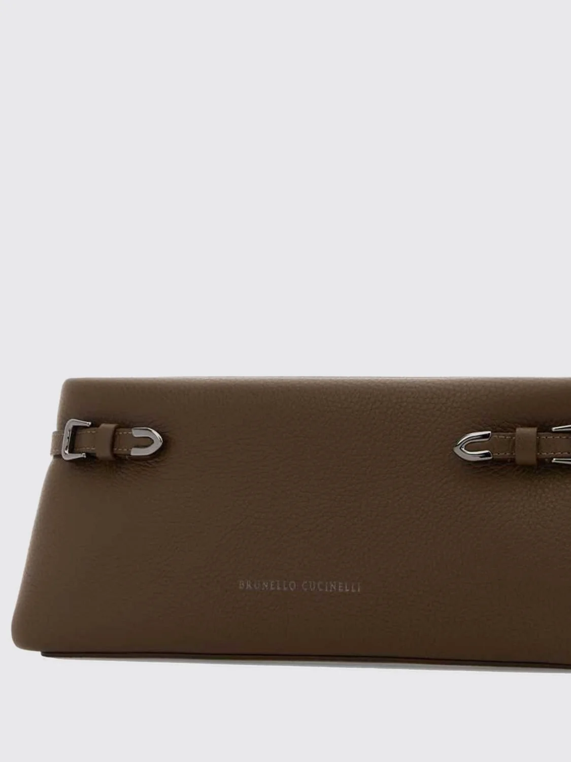 clutch in grained leather with snap closure