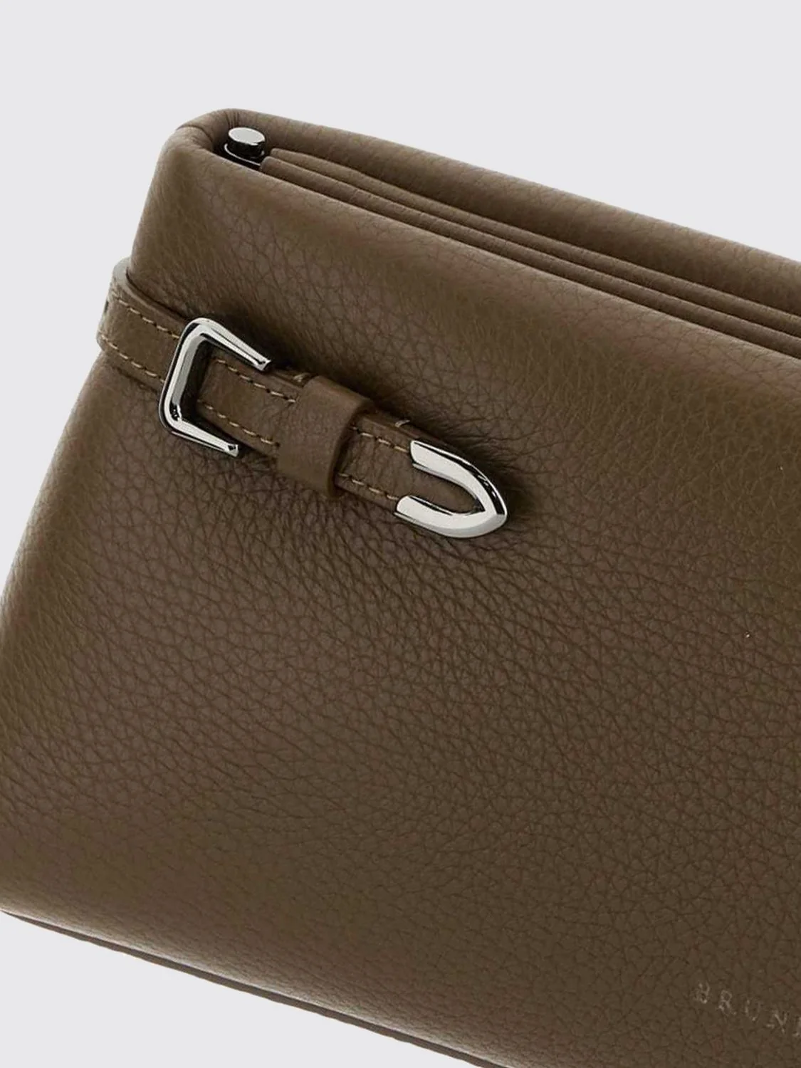 clutch in grained leather with snap closure