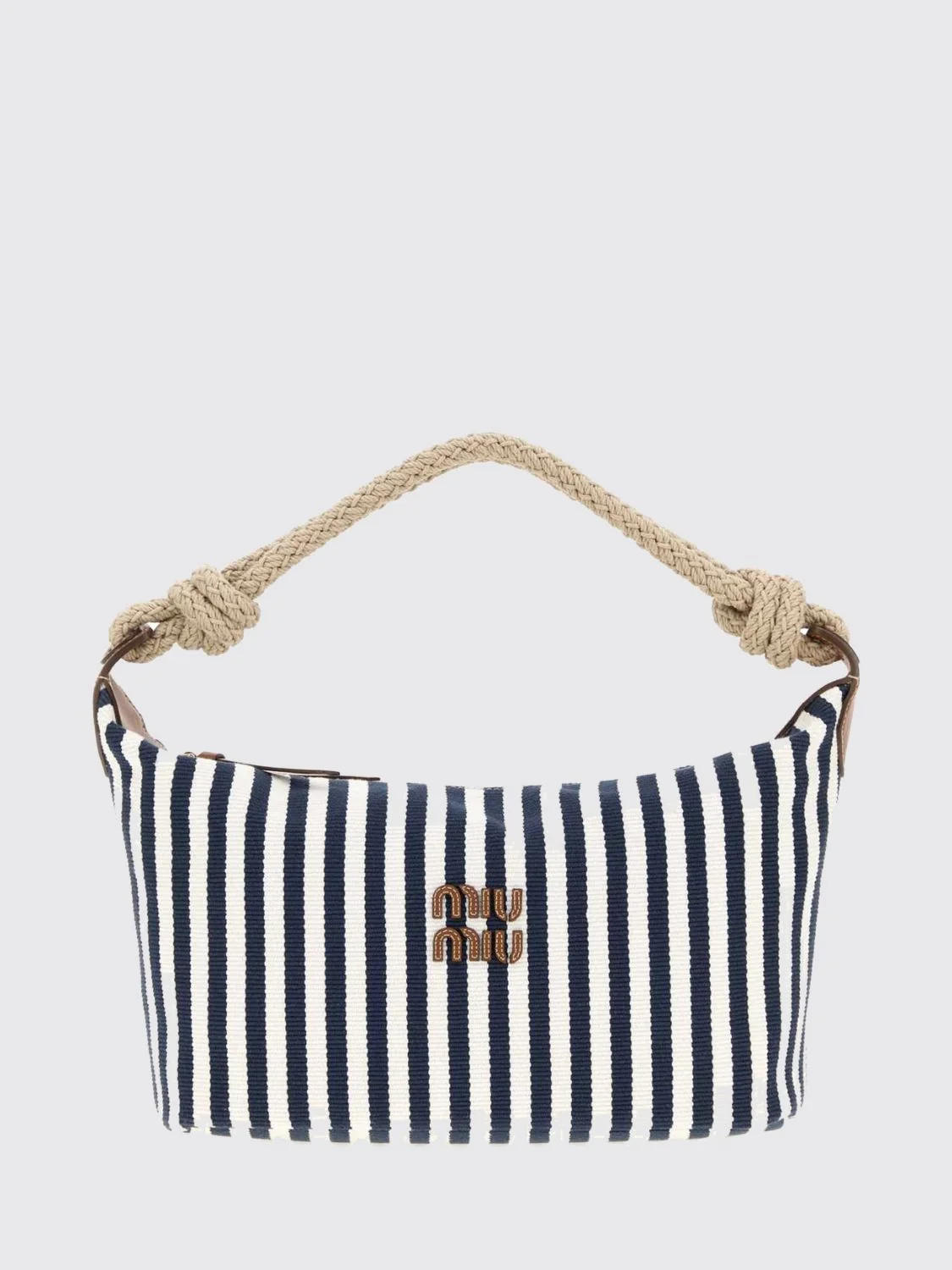 woman's shoulder bag