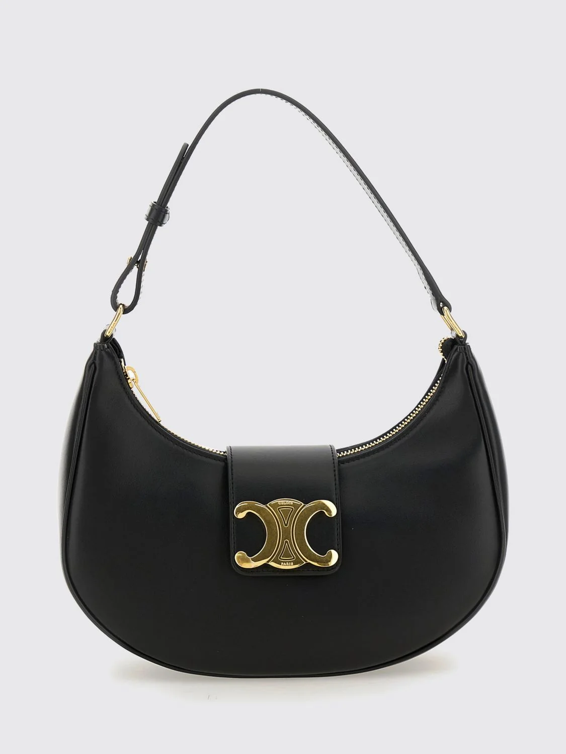 woman's shoulder bag