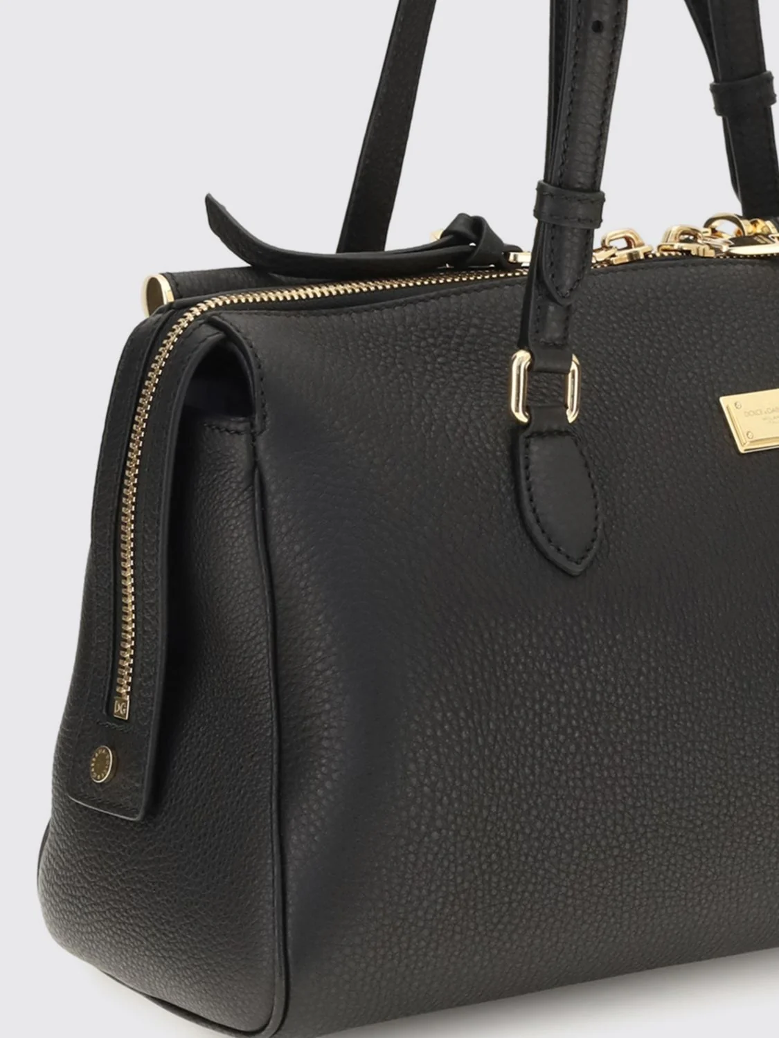 vittoria grained calfskin shoulder bag