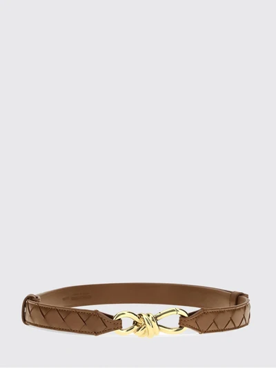 smooth leather belt with metal buckle