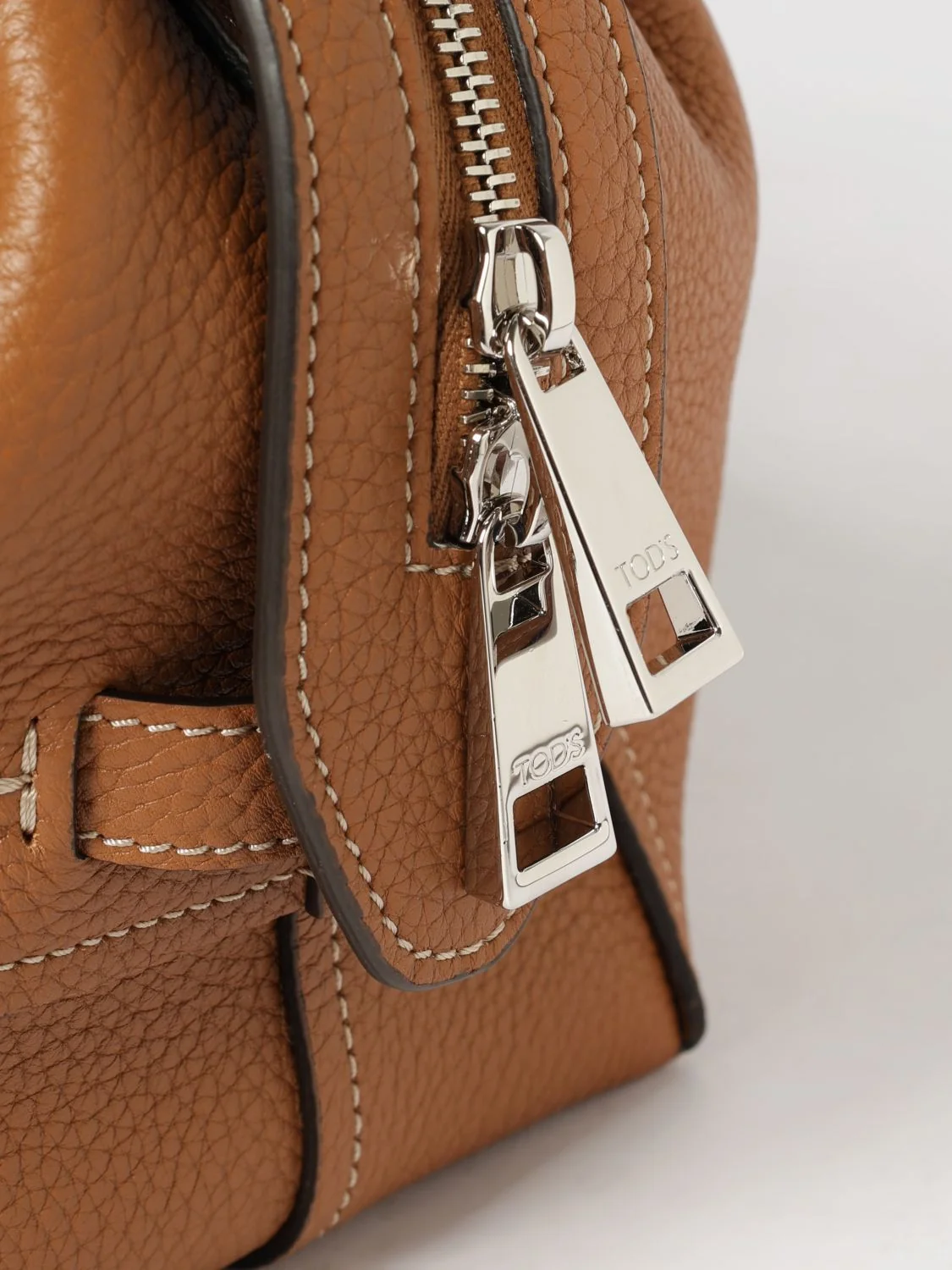 small grained calfskin boston bag with charm