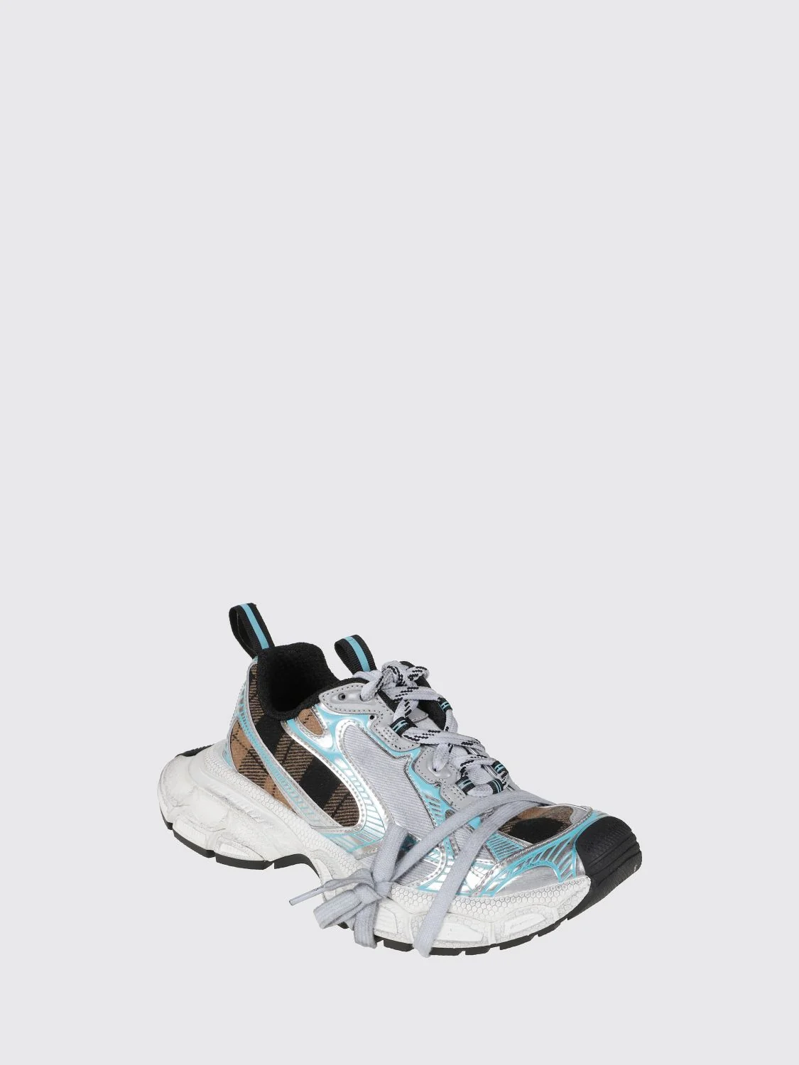 woman's sneakers