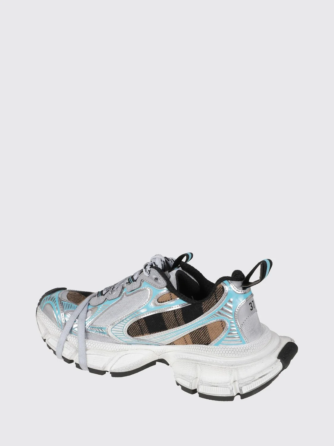 woman's sneakers
