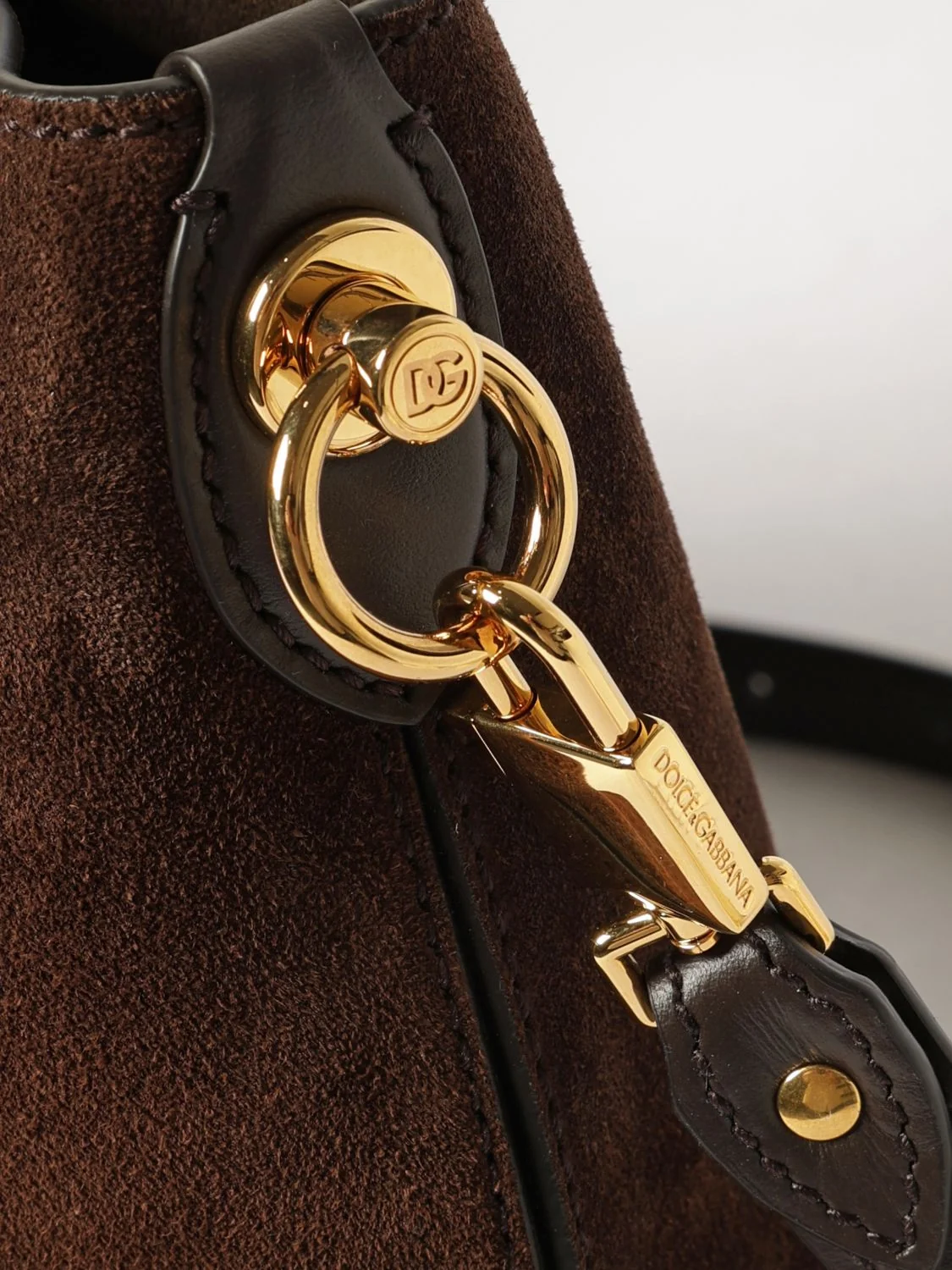 vittoria suede calfskin shoulder bag