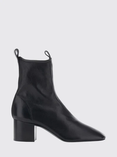 womans flat ankle boot