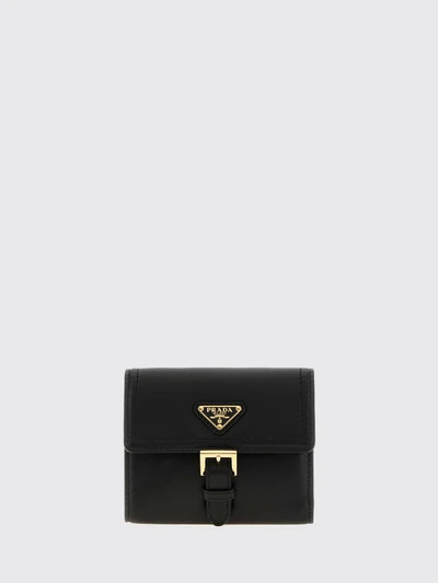 womans wallet
