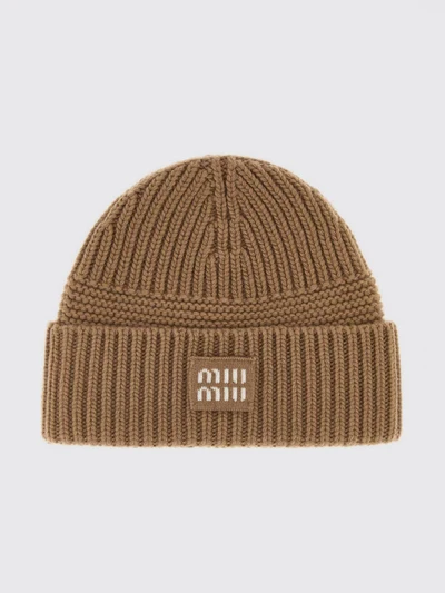 womans hat