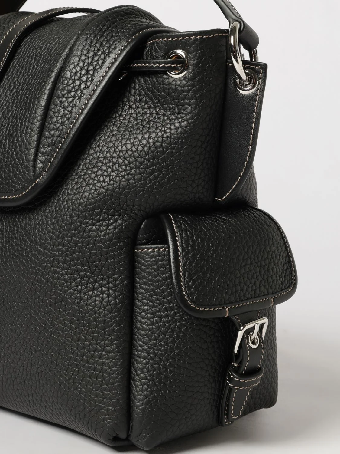 backpack in black hammered leather with drawstring and t timeless logo