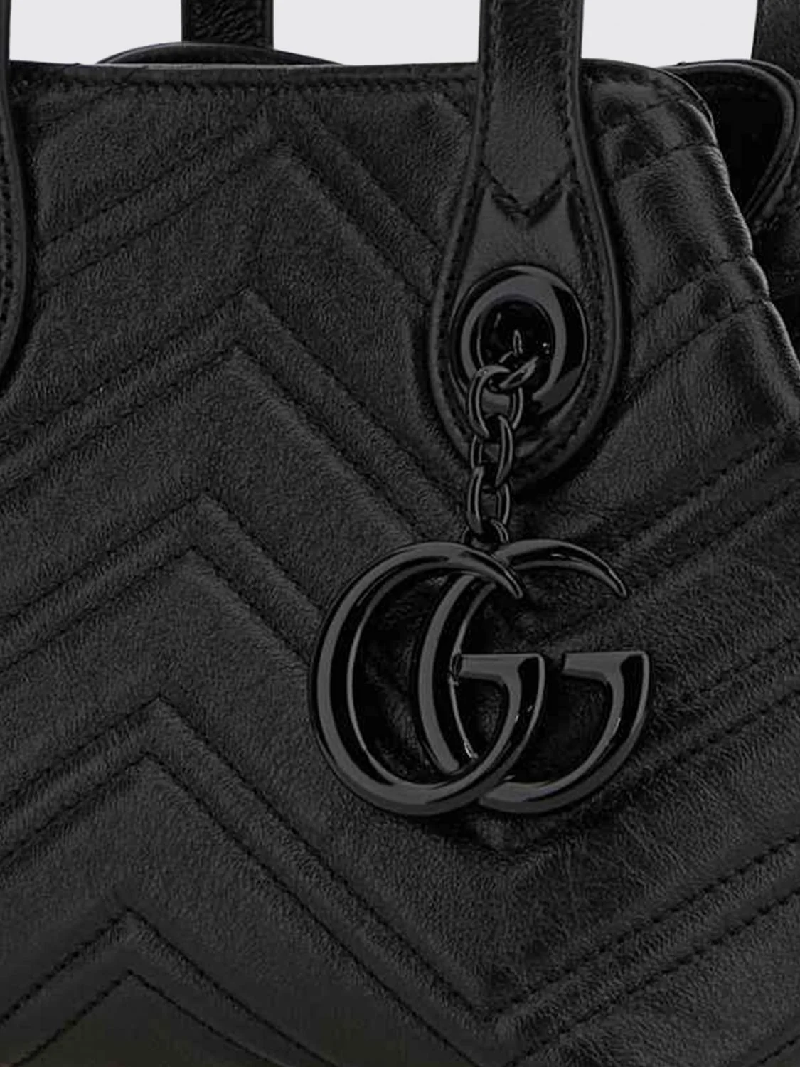 gg marmont mini top handle bag in matelassé chevron nappa