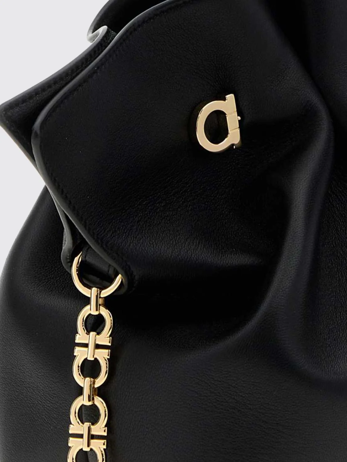 soft shoulder bag in ruched nappa leather with double handles