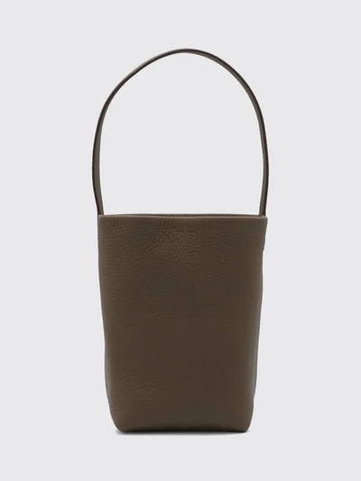 womans shoulder bag