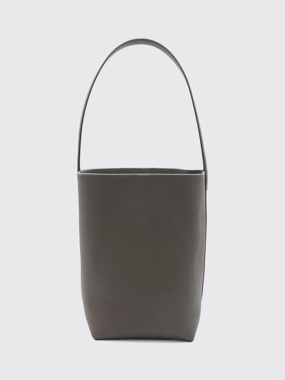woman's shoulder bag