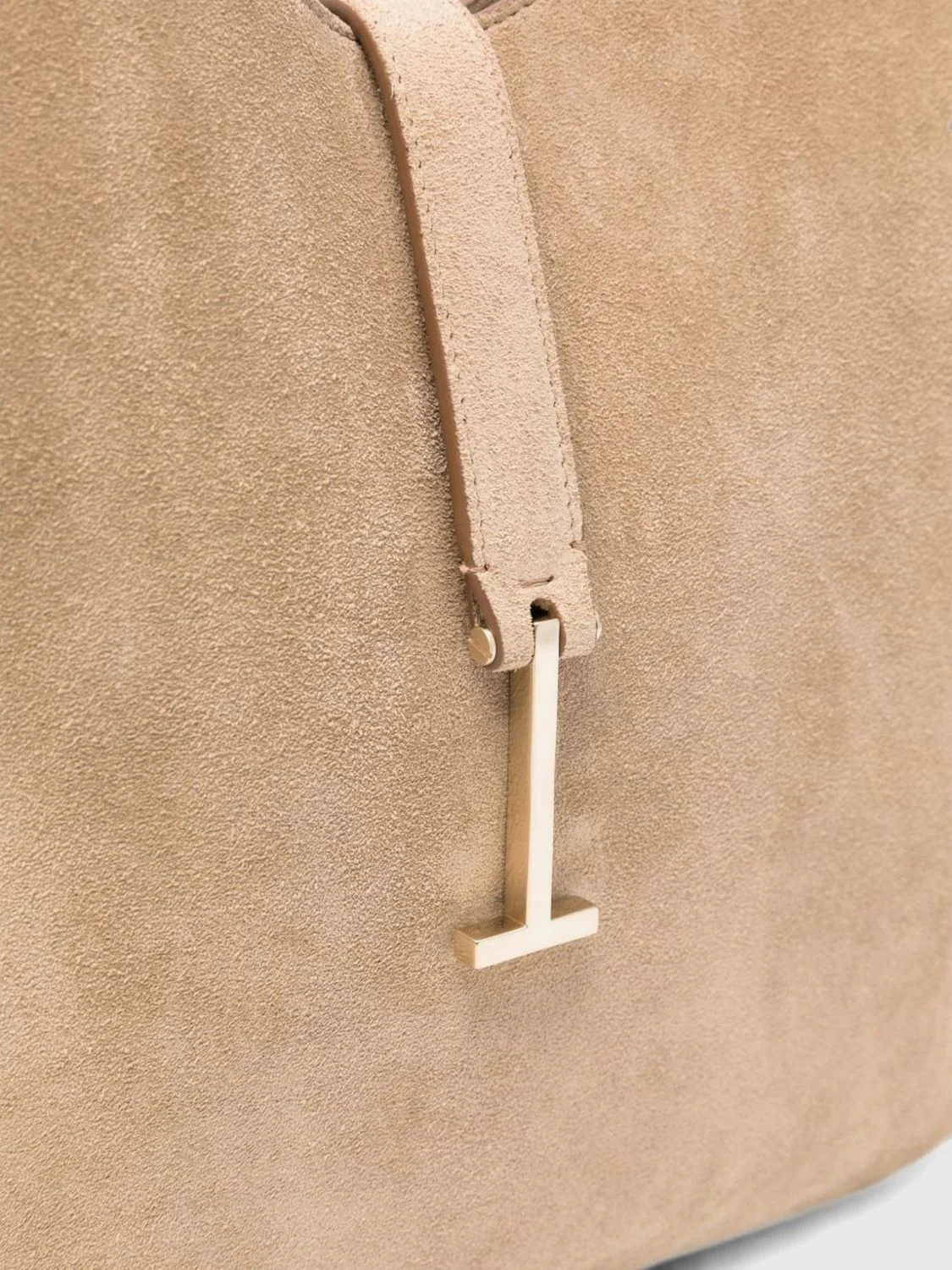 woman's shoulder bag