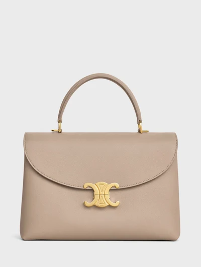 womans handbag
