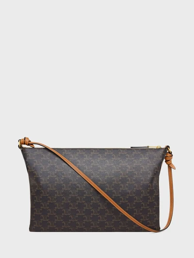 womans shoulder bag