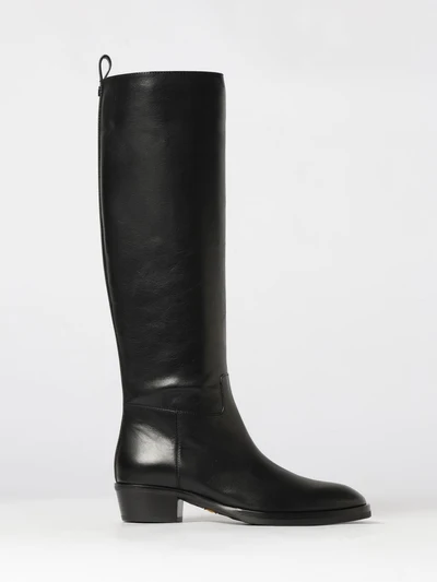 womans boots