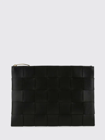 rectangular clutch in intrecciato lambskin with zip closure
