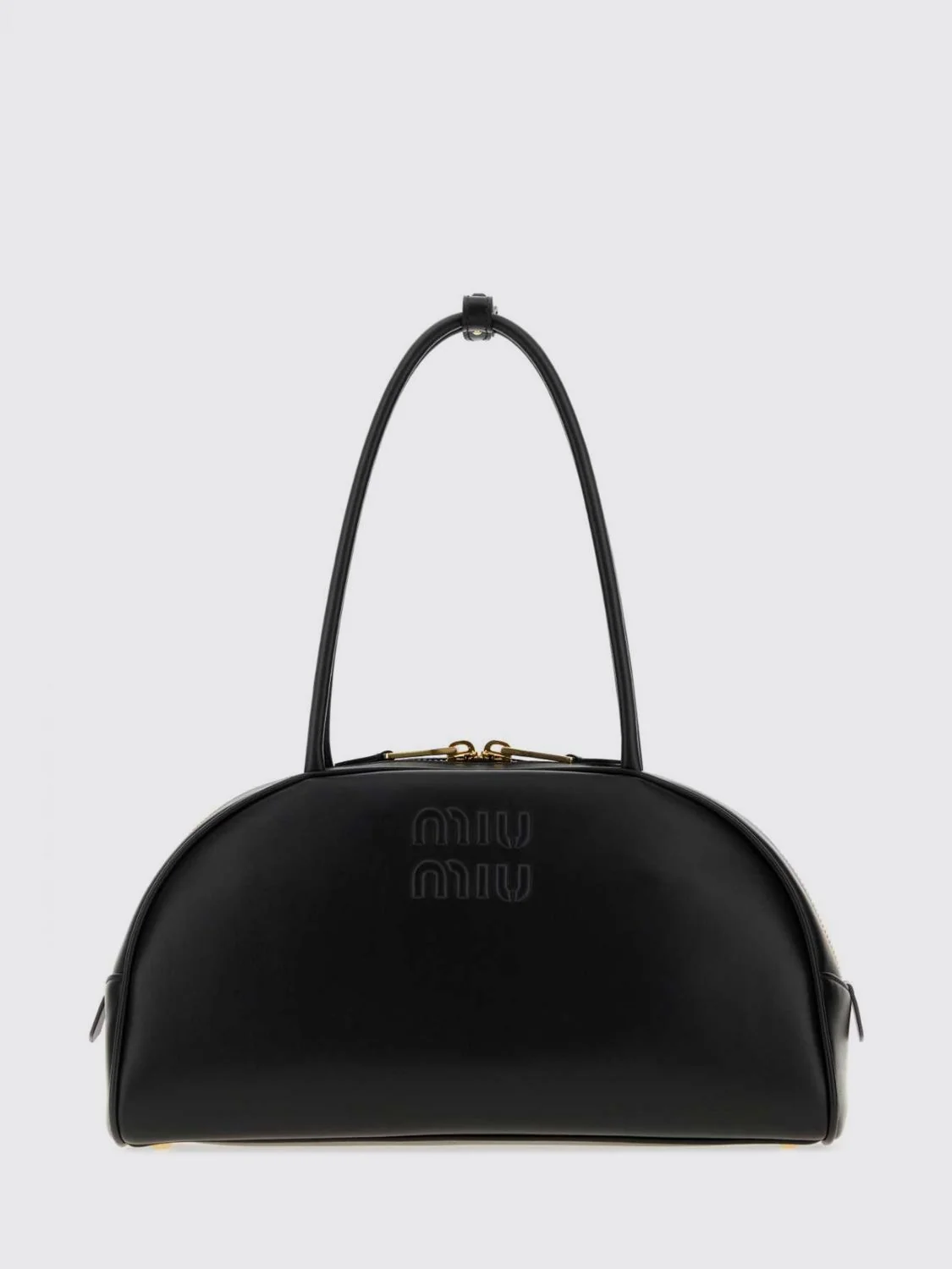 woman's shoulder bag