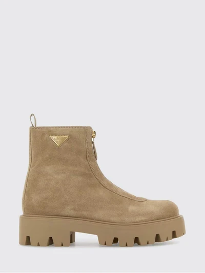 womans boots