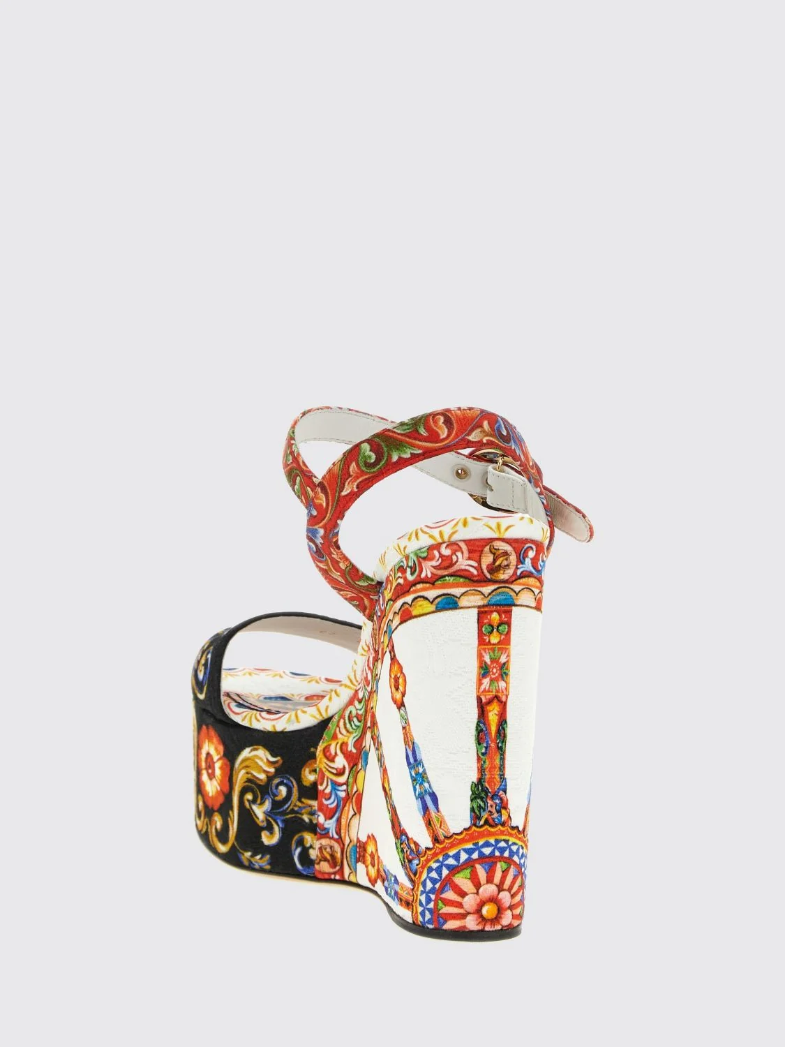 woman's wedge shoes