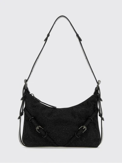 womans shoulder bag