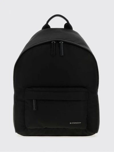 womans backpack